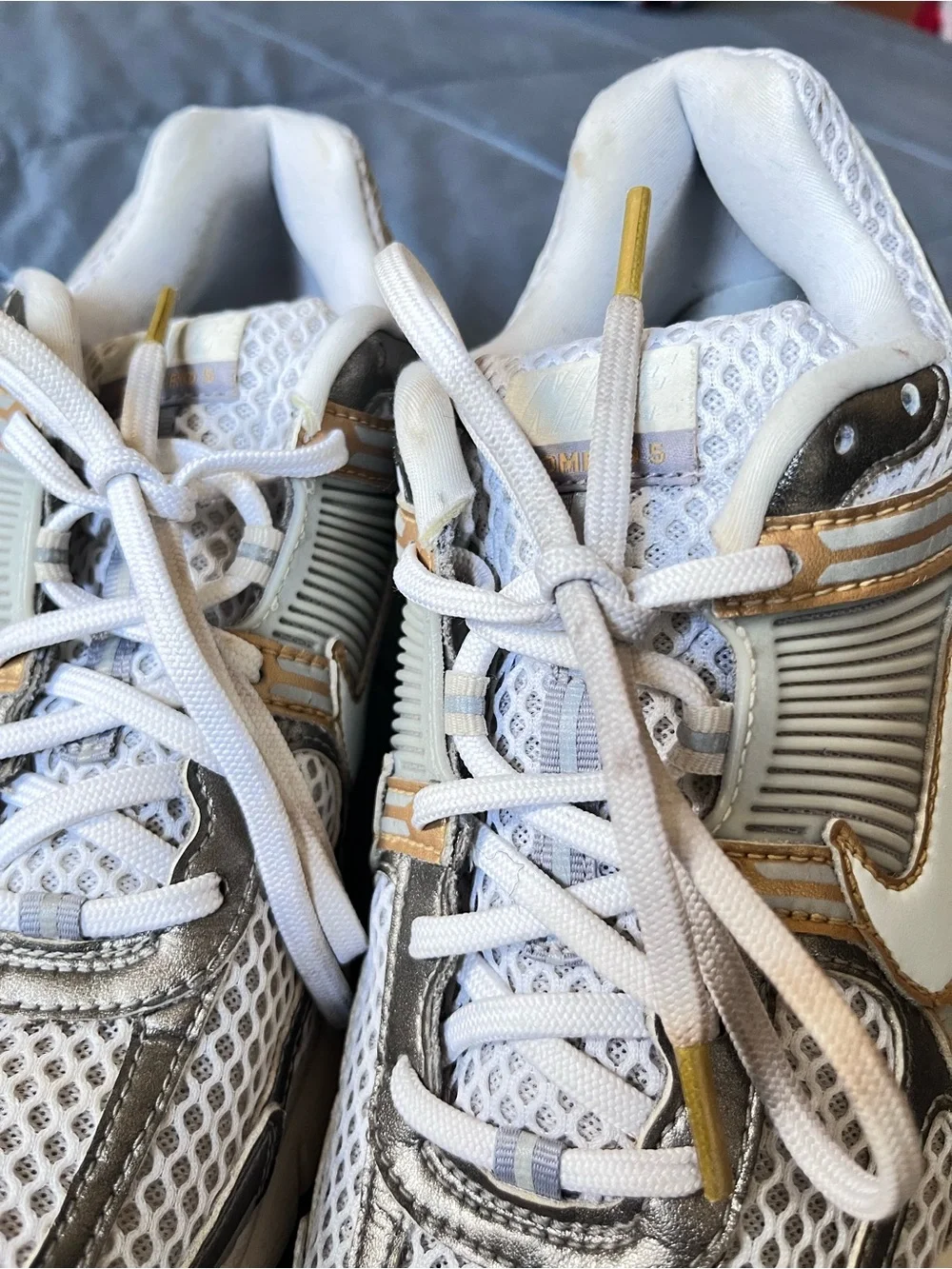 Nike zoom vomero 5  sneakers